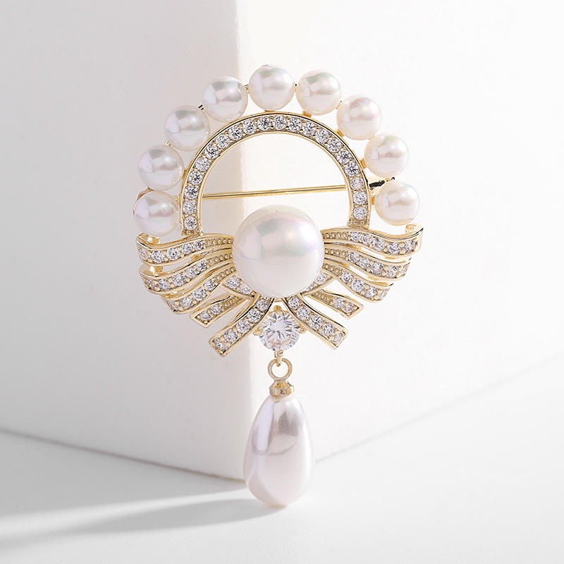 High-end Vintage Circular Rhinestone Pearl เข็มกลัดอารมณ์ Baroque Pearls เข็มกลัดอุปกรณ์เสริมยอดนิยม