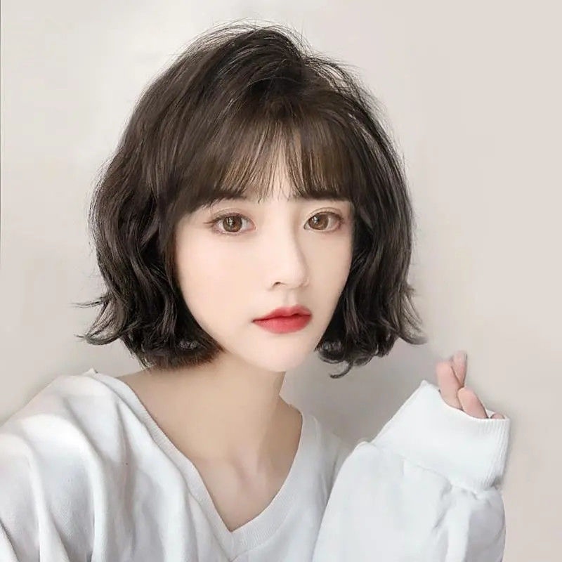วิกผมผู้หญิง ผมหยิกสั้น วิกผมสไตล์เกาหลี ผมหยิกมีหน้าม้าเป็นลม