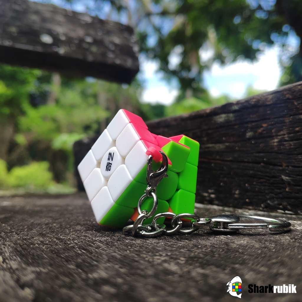 พวงกุญแจ รูบิค 3x3 รูบิค ของแท้ อย่างดี rubik 3x3 QiYi Mini 3x3 Keychain Stickerless rubix cube qiyi