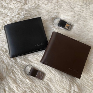 Cal//vin Klein  leather credit card fold with metal clip key fob set Code:B9D210765 แบรนด์แท้ 100% งาน Outlet