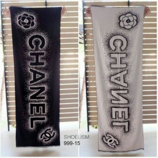 ผ้าพันคอ Scarf Dot Shadow ลายดอกคามิเลีย