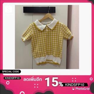 ส่งต่อมือ2 เสื้อไหมพรมลายสก็อตสีเหลือง ราคา 140 บาท