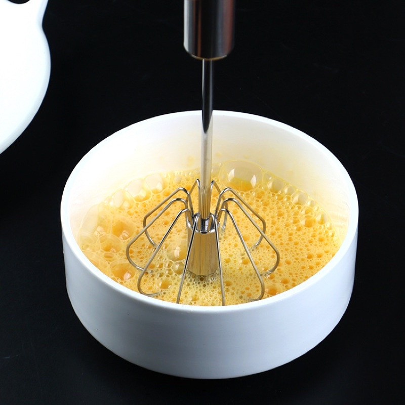 ที่ตีไข่สแตนเลส 10นิ้ว 12นิ้ว กึ่งอัตโนมัติ ที่ตีไข่แบบมือกด ตะกร้อตีไข่ อุปกรณ์ผสมอาหาร  ที่ตีไข่กึ่งอัตโนมัติแบบมือกด - รูปที่ 3