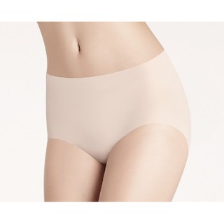 Sabina กางเกงชั้นในไร้ขอบ จั้มก้น Panty Seamless สีเนื้ออ่อน (M,L,XL)