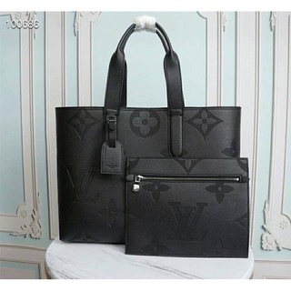 กระเป๋าถือ Louis Vuitton