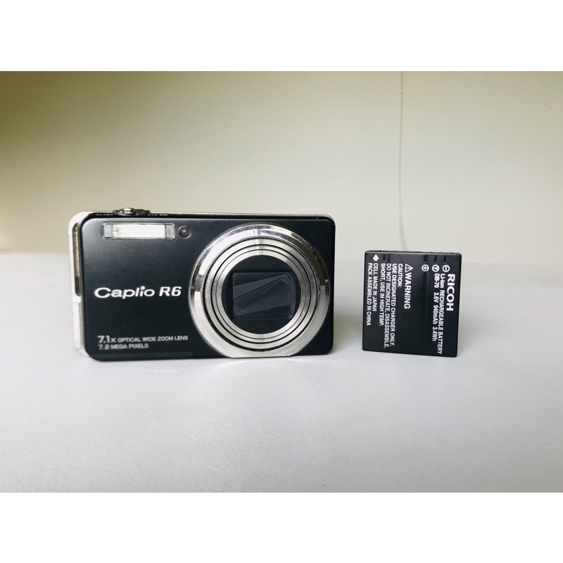 Ricoh Caplio R6 กล้องดิจิตอล