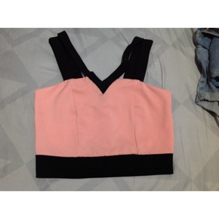 เสื้อครอปสีโอลโรสมือสอง อก-36