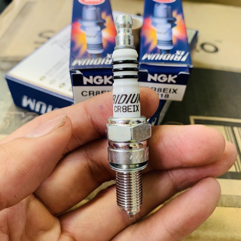 หัวเทียน NGK Iridium CR8EIX 4218 - CR9EIX 3521 - CR9EIA-9 6289 Exciter 150 Vespa และ PKL Moto หลายรุ