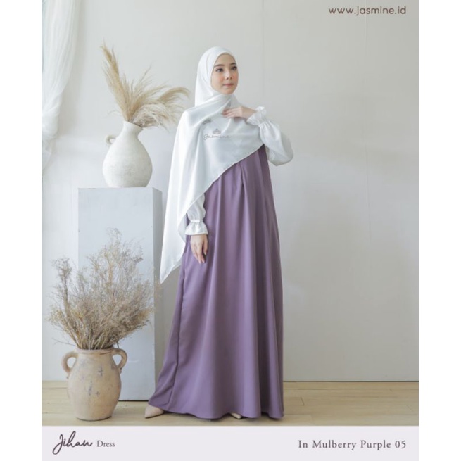 JIHAN DRESS โดย JASMINE