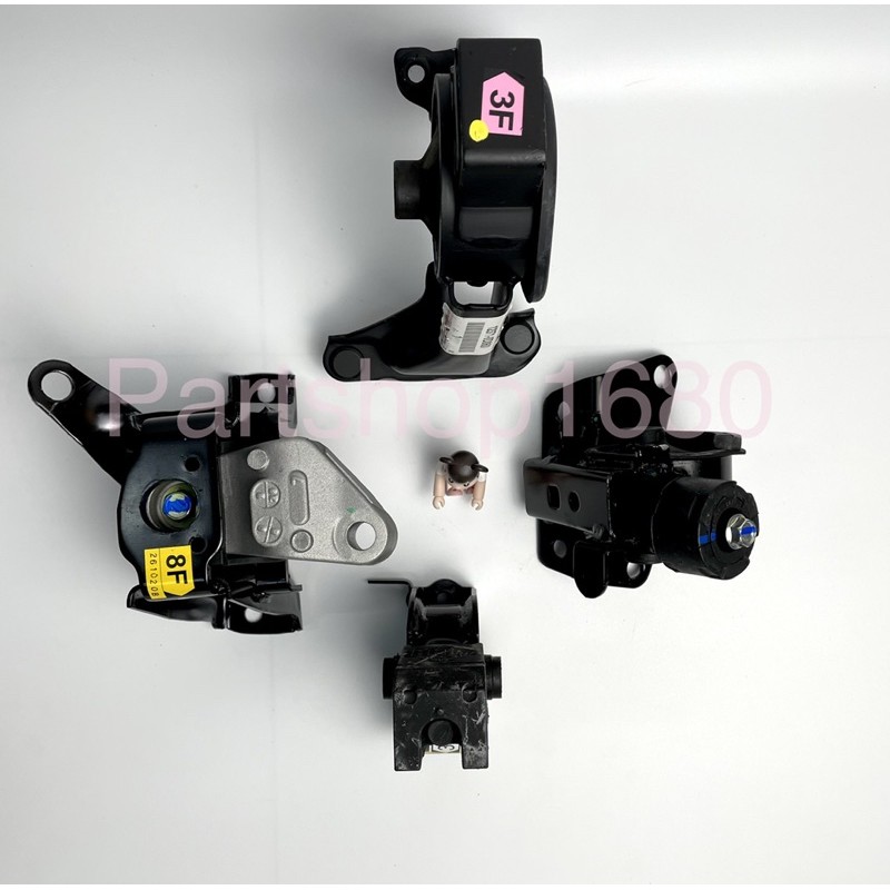 ยางแท่นเครื่องTOYOTA ALTISปี02-06 เกียร์ออโต้ แท้เบิกศูนย์!!