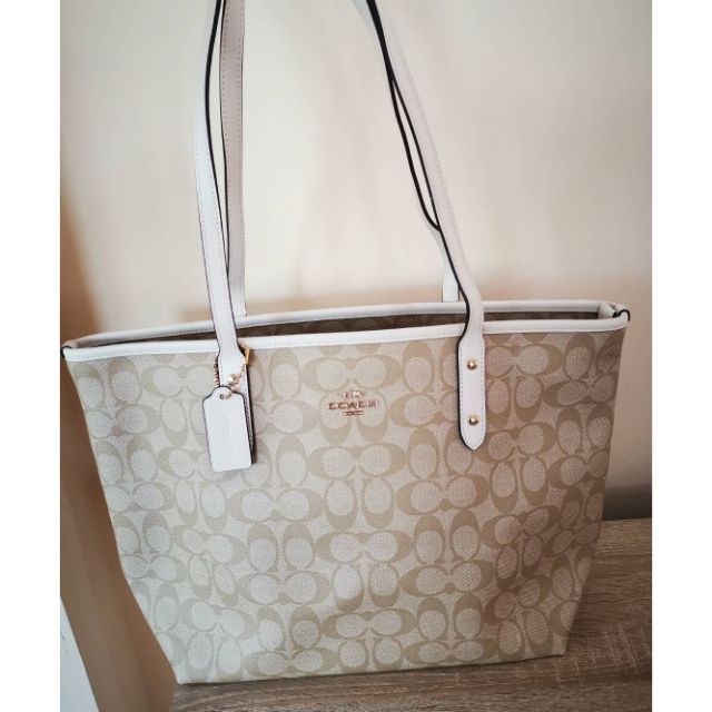 Coach​ zip​ Tote​ F58292