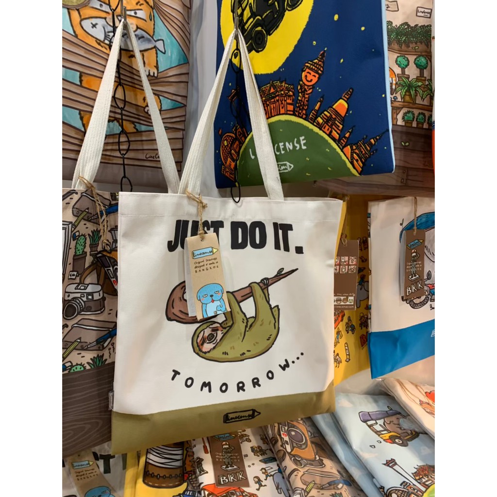 ถุงผ้าแคนวาส ลายสล็อต Sloth - "Just do it tomorrow" canvas bag