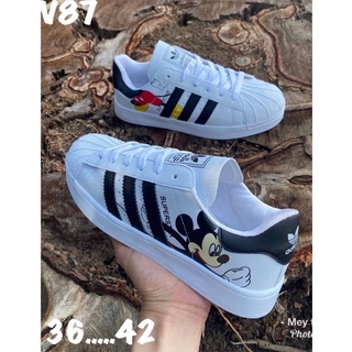 🎊🎊รองเท้า adidas มิกกี้ เมาส์ พร้อมส่งค่ะ🎉🎉