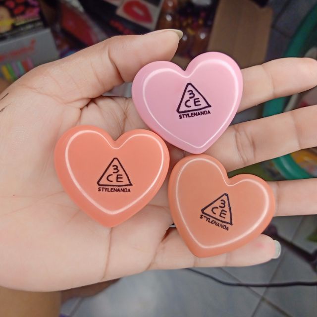 พร้อมส่ง！！ ลิปหัวใจ3ce เนื้อแมท ทาตา/ทาปาก/ปัดแก้ม
