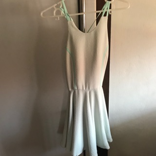 Milin -light green dress แท้ 100%