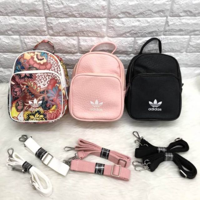 🚚 ส่งฟรี EMS 🎒New!!! Adidas แท้💯 กระเป๋าเป้ สะพายข้าง ทรงสปอร์ต