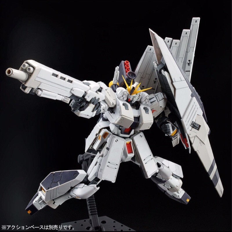 Premium Bandai RG FA-93HWS Nu Gundam Heavy Weapons System Type (กล่อง 90%)