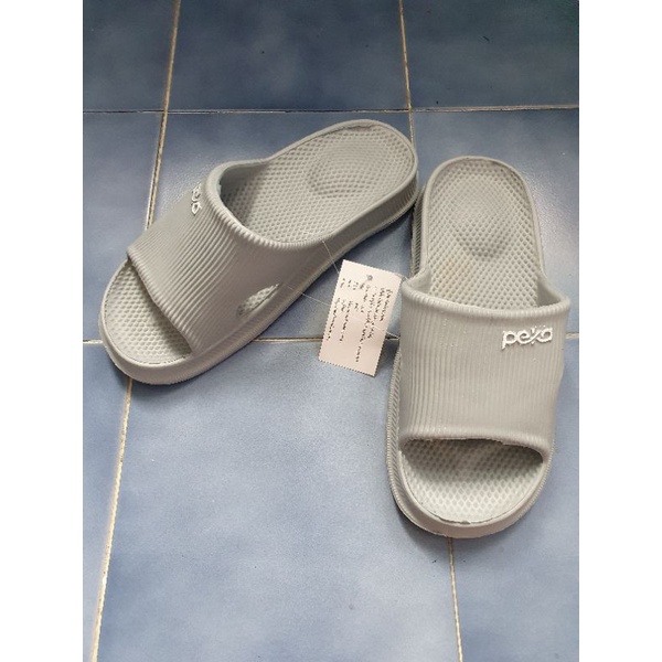 รองเท้าราคาถูกพร้อมส่งไซค์36-44ค่ะ