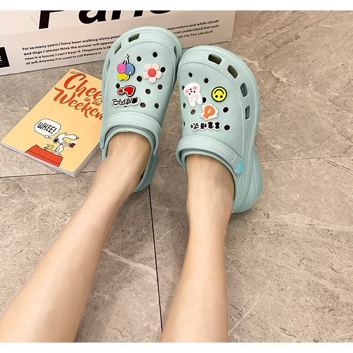 LGShoes 🐳📣มาแล้วจ้า รองเท้าแตะหัวโตรุ่นใหม่ล่าสุด🔥🔥 สีสันสดใส 5 สีไปเลยจุกๆ 🎉พื้นนิ่มใส่สบายมากเวอร์ ราคาสบายกระเป๋า