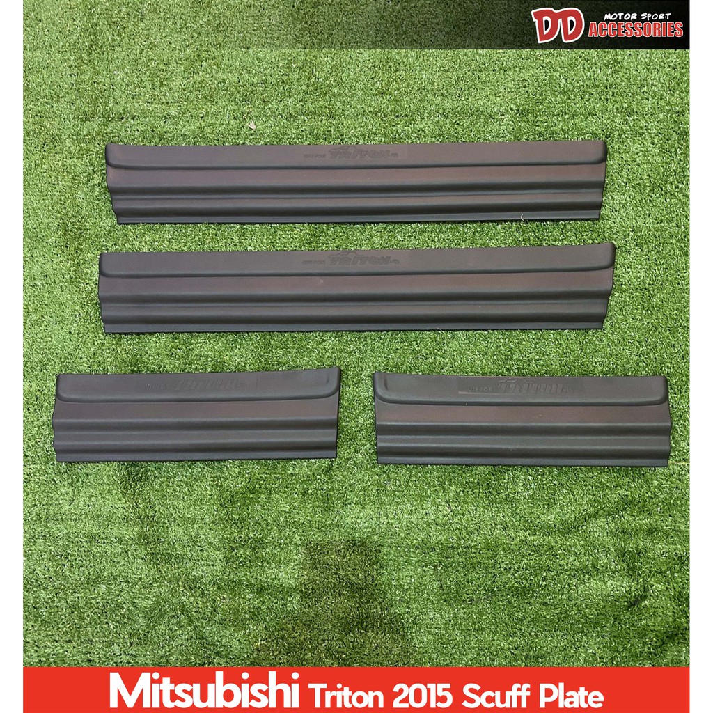 ชายบันได triton 2015 2016 2017 2018 2019 2020 2021 2022 4ประตู สีดำด้าน A (กันรอยประตู)