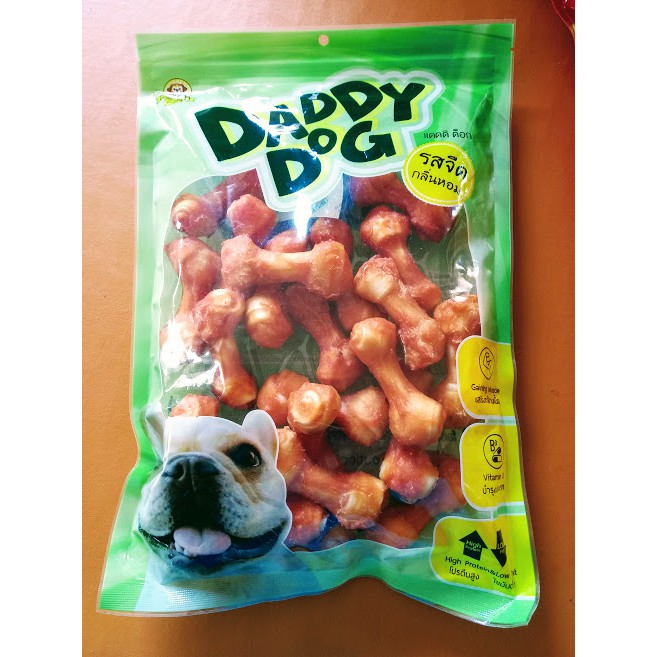 DADDY DOG แดดดิ ด็อก ขนมสุนัขรสจืด กลิ่นหอม ใช้วัตถุดิบจากธรรมชาติที่สดใหม่คุณภาพสูง มีคุณค่าทางอาหารและวิตามินต่างๆ
