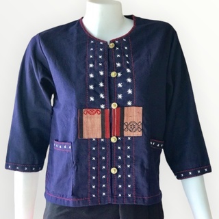 พร้อมส่ง!!เสื้อพื้นเมืองล้านนา เสื้อผ้าพื้นเมือง  เสื้อผ้าฝ้าย แขนสามส่วน คุลมแขนศอก งานปักสวยๆ แต่งหน้าอก(คละลาย)