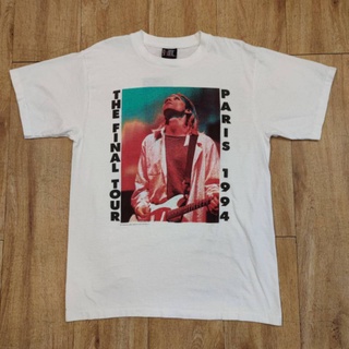 tshirtเสื้อยืดคอกลมฤดูร้อนNIRVANA THE FINAL TOUR PARIS 1994 ลายเสื้อวง ลายเสื้อทัวร์ เสื้อวงร็อค วงเนอร์วานา เคิท โคเบนS