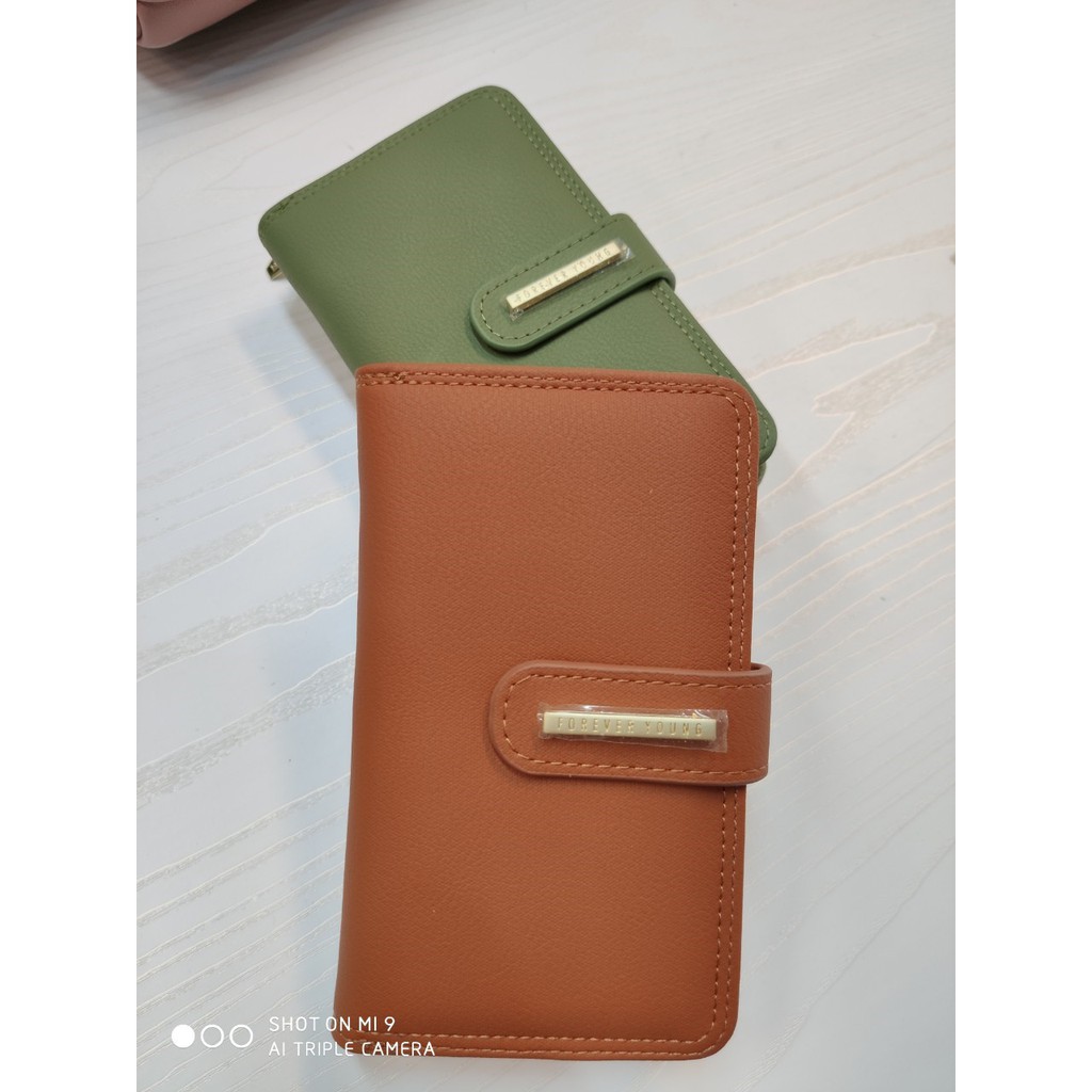 C5718-29Bกระเป๋าสตางค์ผู้หญิงใบกลาง Forever Young มีคล้องมือพร้อมส่ง