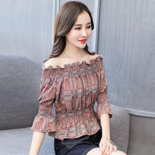 เสื้อปาดไหล่เข้ารูปมือสอง