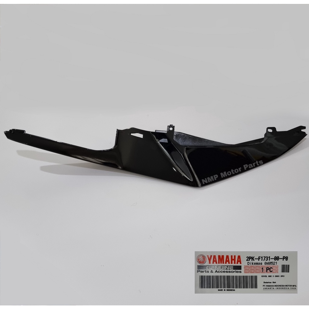 PRE ORDER ฝาข้าง ฝาครอบข้างเบาะหลัง YZF - R15 2014-2016 แท้ YAMAHA  70