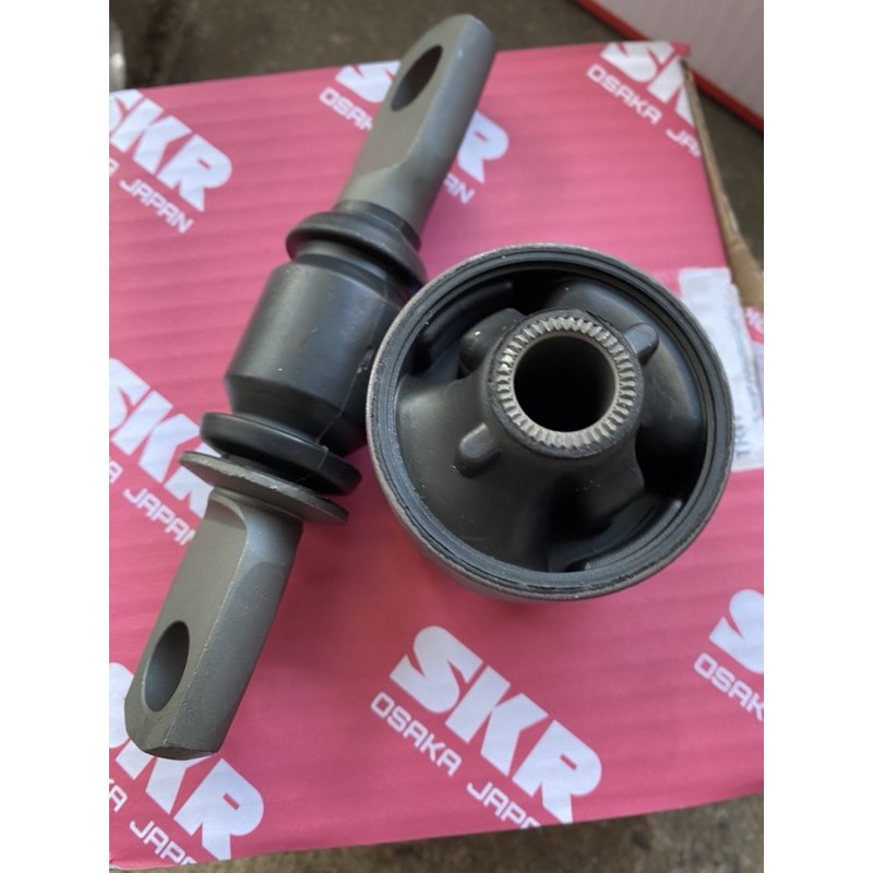 บูชปีกนกToyora Harrier alphard estima RX300 Lexus RX270 RX350 acu15 acu30 mcu30 AGL10 anh10 /20/30ปี1998-2020 skr