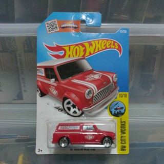 รถเหล็ก Hot wheels 67 AUSTIN MINI VAN (lb006)