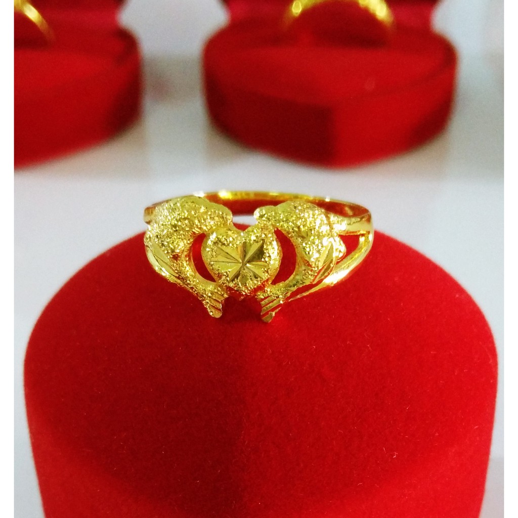 ลดราคาพิเศษ แหวนทอง ลายโลมาคู่ 2 สลึง ชุบทองคำแท้ เหมือนแท้ทุกจุด แหวน