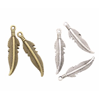 (ลดเพิ่ม70บาท ใส่โค้ด INC12FA) Charms☁️ จี้รูปขนนก Chakriya.shop