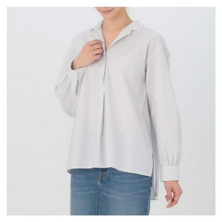 เสื้อปกเชิ้ตแบบสวมหัว Muji งานญี่ปุ่นมือสองนำเข้า สภาพดี