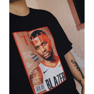 เสื้อยืดแขนสั้นพิมพ์ลาย Damian Lillard Dame Time