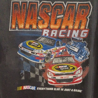 เสื้อยืดมือสอง Usa Vintage ลายรถ NASCAR RACING สภาพเฟดเก่า Size M.อก20/ยาว28