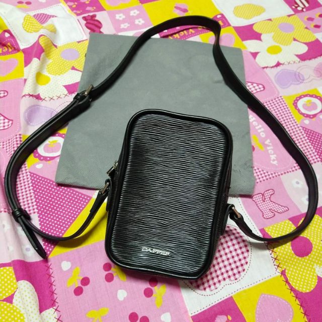 ของแท้  Depper กระเป๋าสะพายผู้ชาย กระเป๋าสะพายทรงตั้ง Super mini Crossbody bag