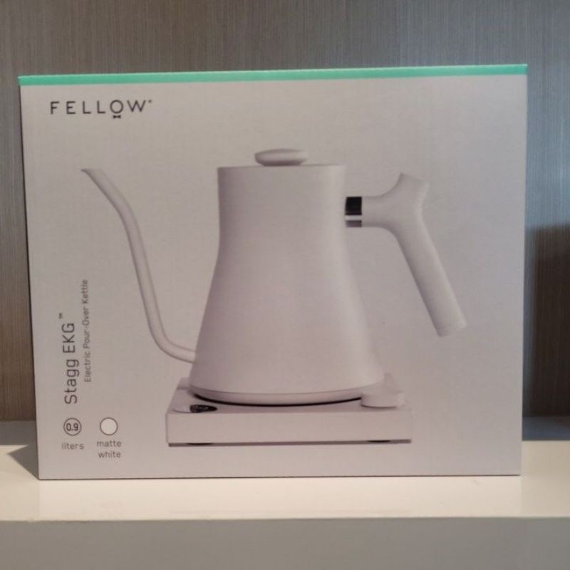 กาต้มน้ำ FELLOW STAGG EKG 0.9L (สีขาว,ดำ)