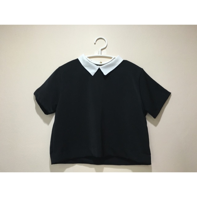 Black crop top