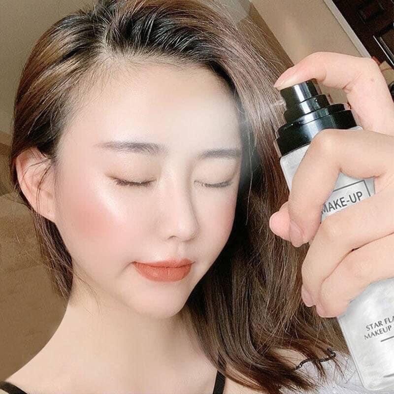 สเปรย์น้ำแร่ฉีดหน้าเงาก่อนแต่งหน้ากริตเตอร์ Makeuprey สเปรย์หน้าเงา หน้านุ่มหน้าเงาฉ่ำวาว ใช้ดีมากๆ