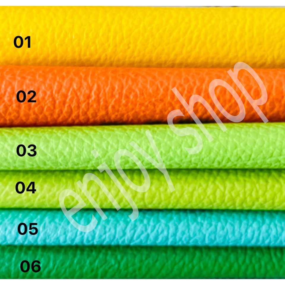 หนังเทียม PVC (ไม่มีกาว) หนา 0.6  ขนาด 138X50 ซม.