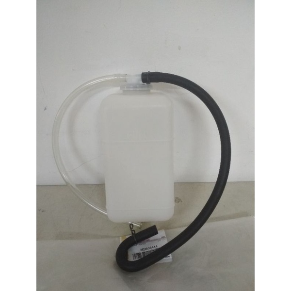 MITSUBISHI Md Md Md605444-ถังเก็บน้ําหม้อน้ํา มิตซูบิชิ ล300 ดั้งเดิม