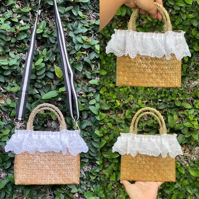 กระเป๋าสานแต่งระบายลูกไม้ทรงกล่อง