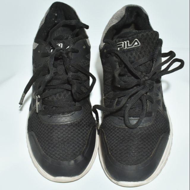 FILA รองเท้าผ้าใบ ไซส์ 39
