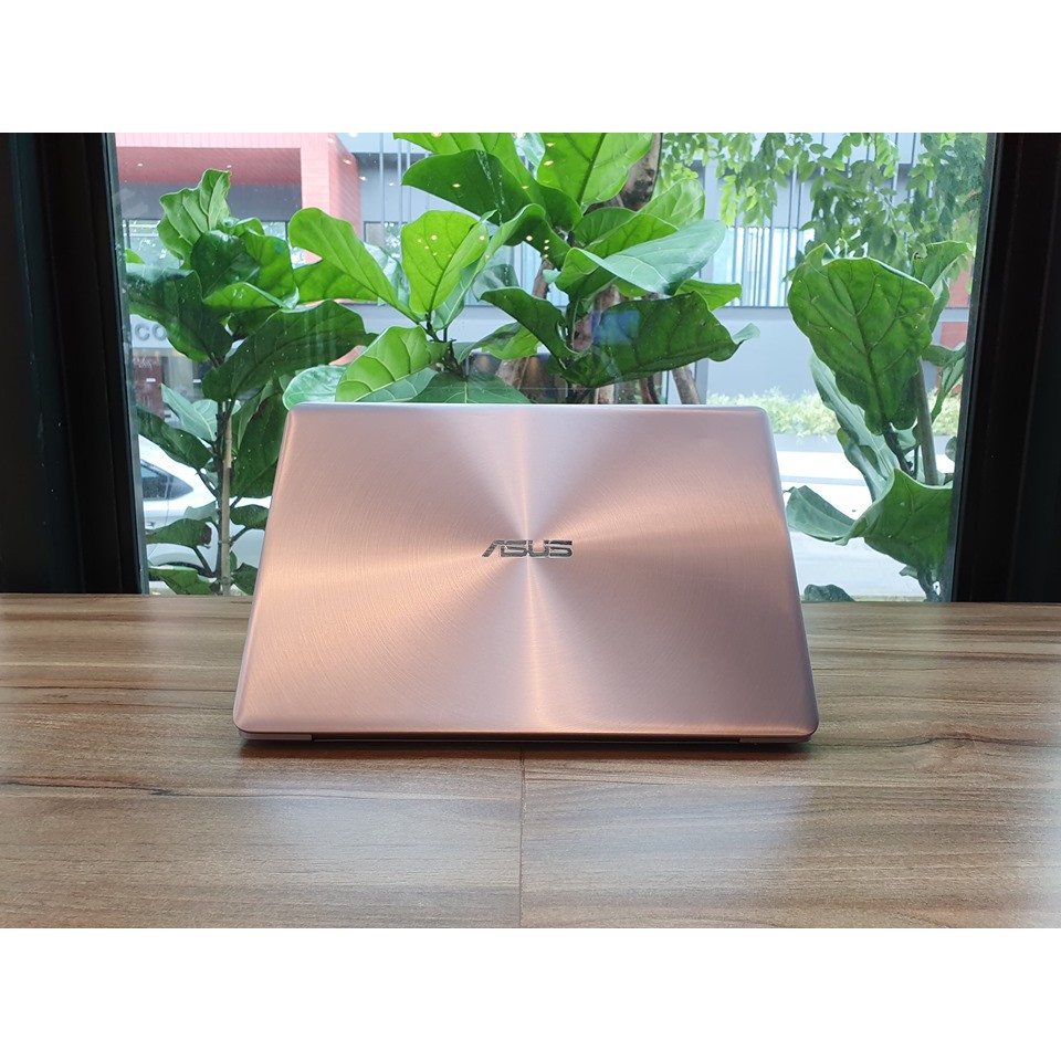 Notebook ASUS Zenbook COREi7-8550U มือสอง