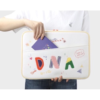 สินค้าพร้อมส่ง!! BTS DNA Multi Pouch 15” กระเป๋าเอนกประสงค์ขนาด 15 นิ้ว