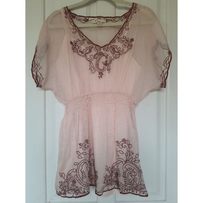 Top from brand Forever Twenty One (X X I) size S