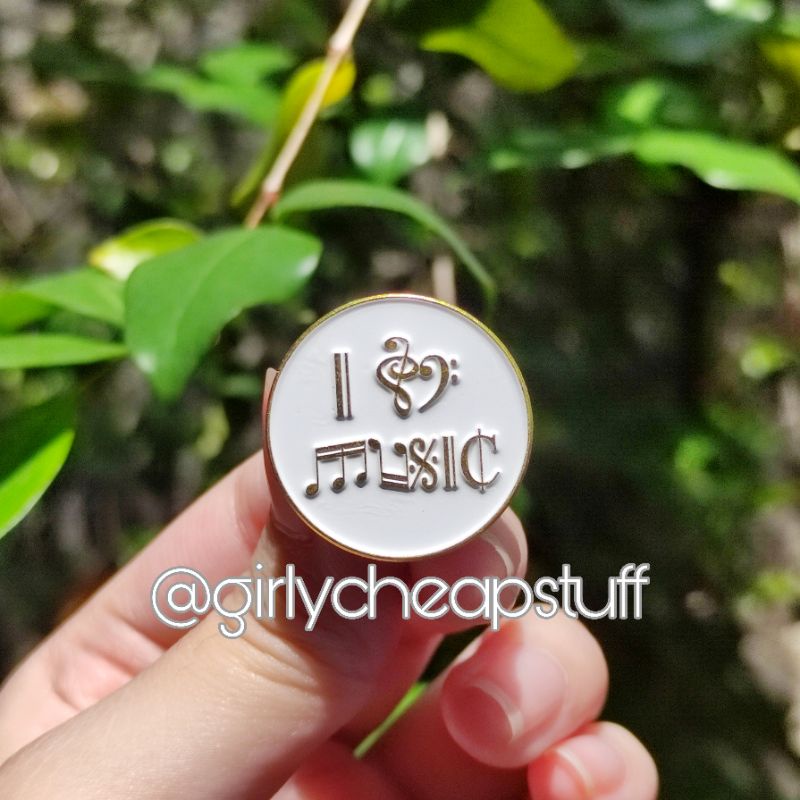 เข็มกลัดเคลือบ I Love Music เข็มกลัดแข็ง