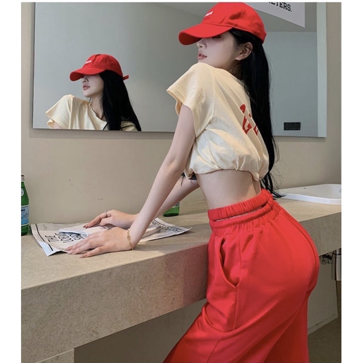 (พร้อมส่งจากไทย) ชุดเซท ได้ถึง2 ชิ้น เสื้อ+กางเกงขายาวสีแดง น่ารักมากๆรุ่นนี้